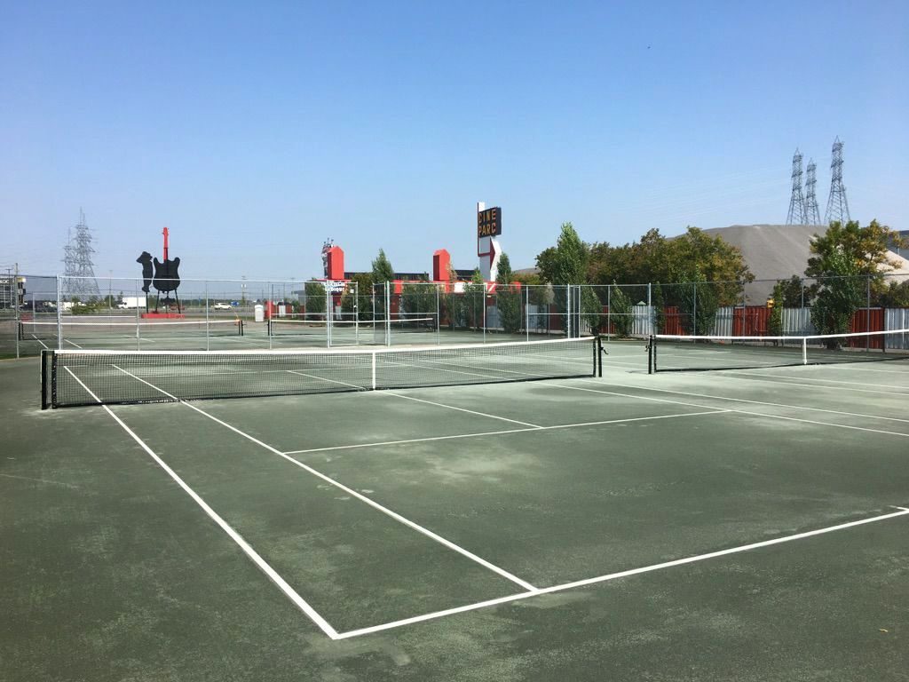 Green Clay Tennis Court Surface